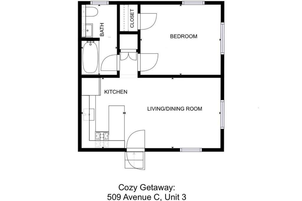 Emily's Escape Ac Smart Tv And Covered Parking *
