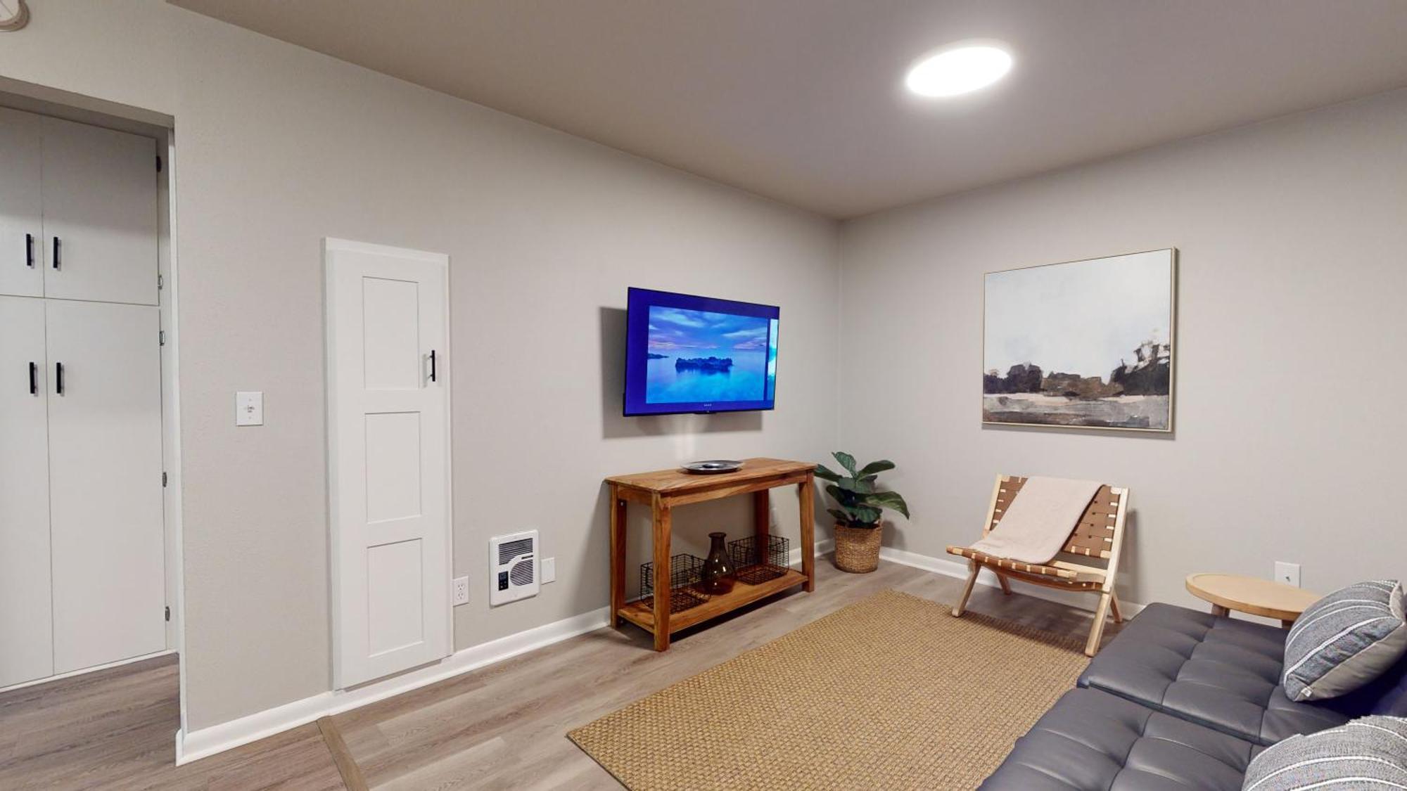Emily's Escape Ac Smart Tv And Covered Parking Apartment Snohomish